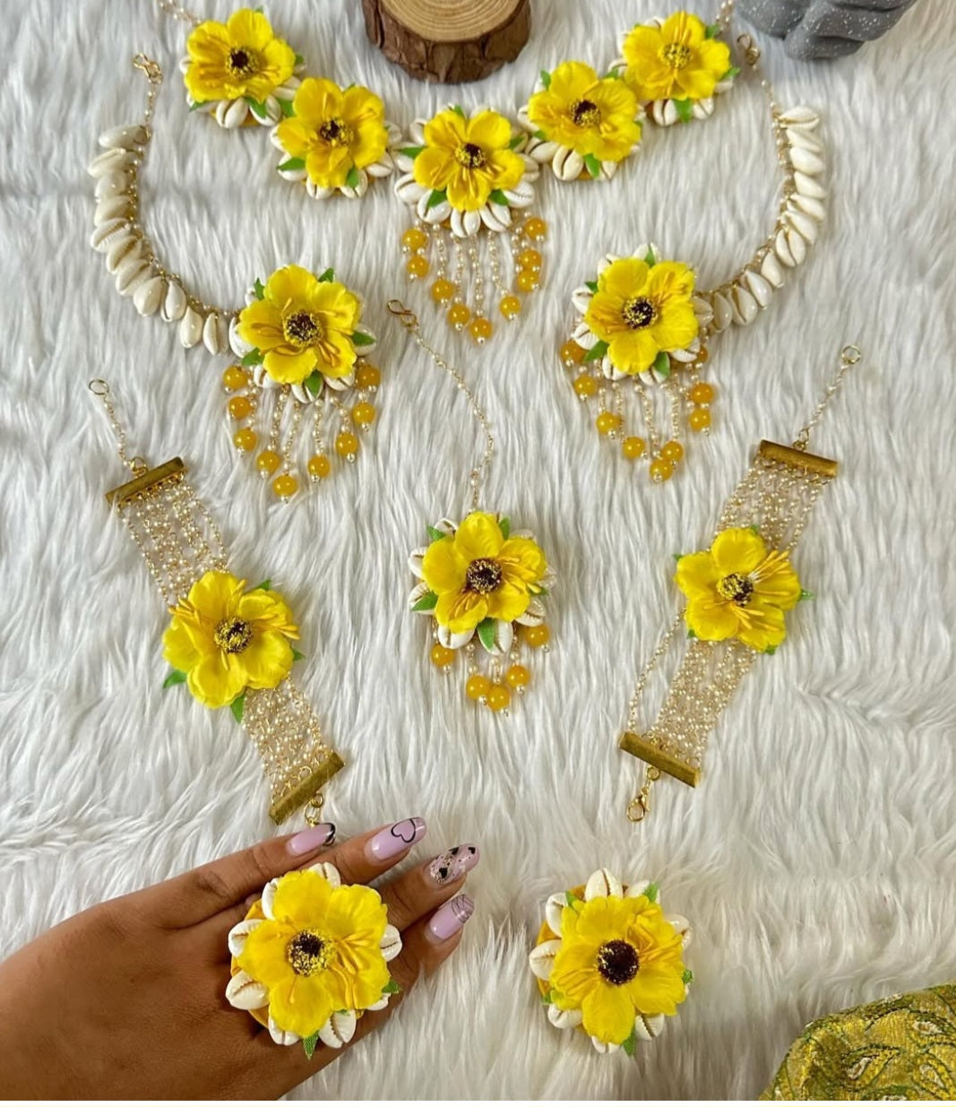 Yellow floral jewellery