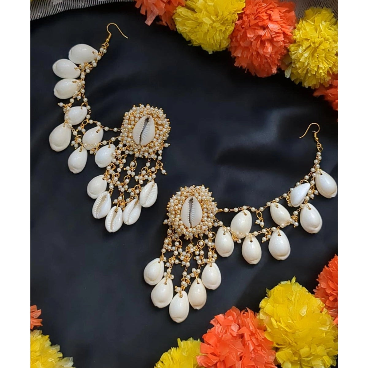 Shell Earrings with side chain