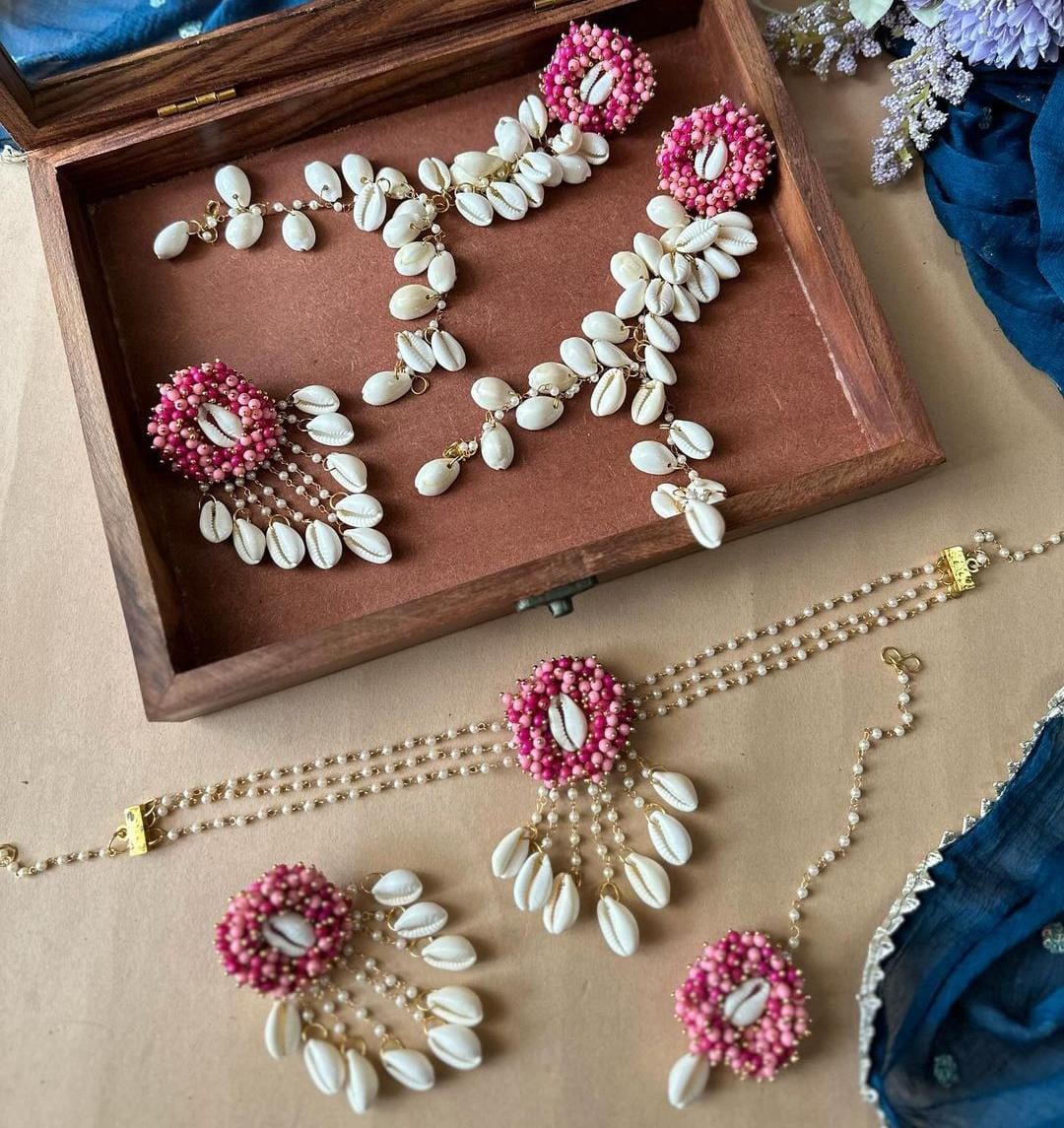 Trending haldi mehandi sets
