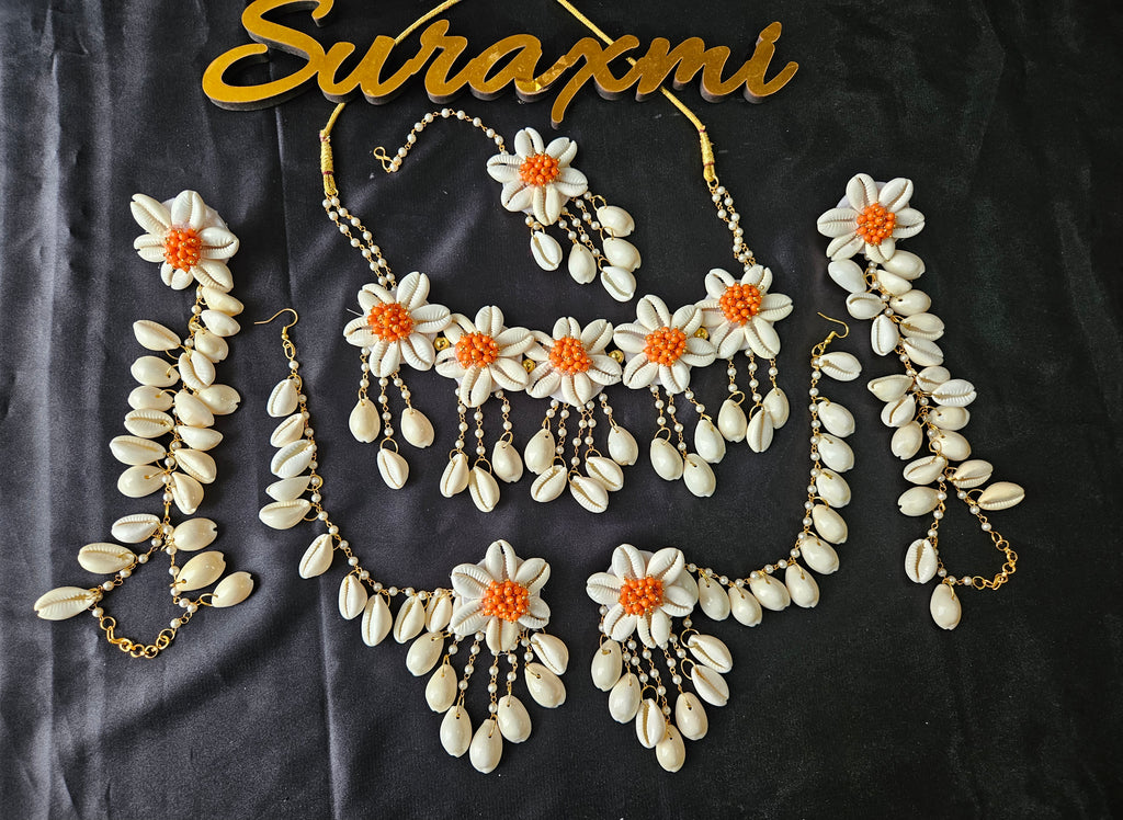 Shell flower jewellery