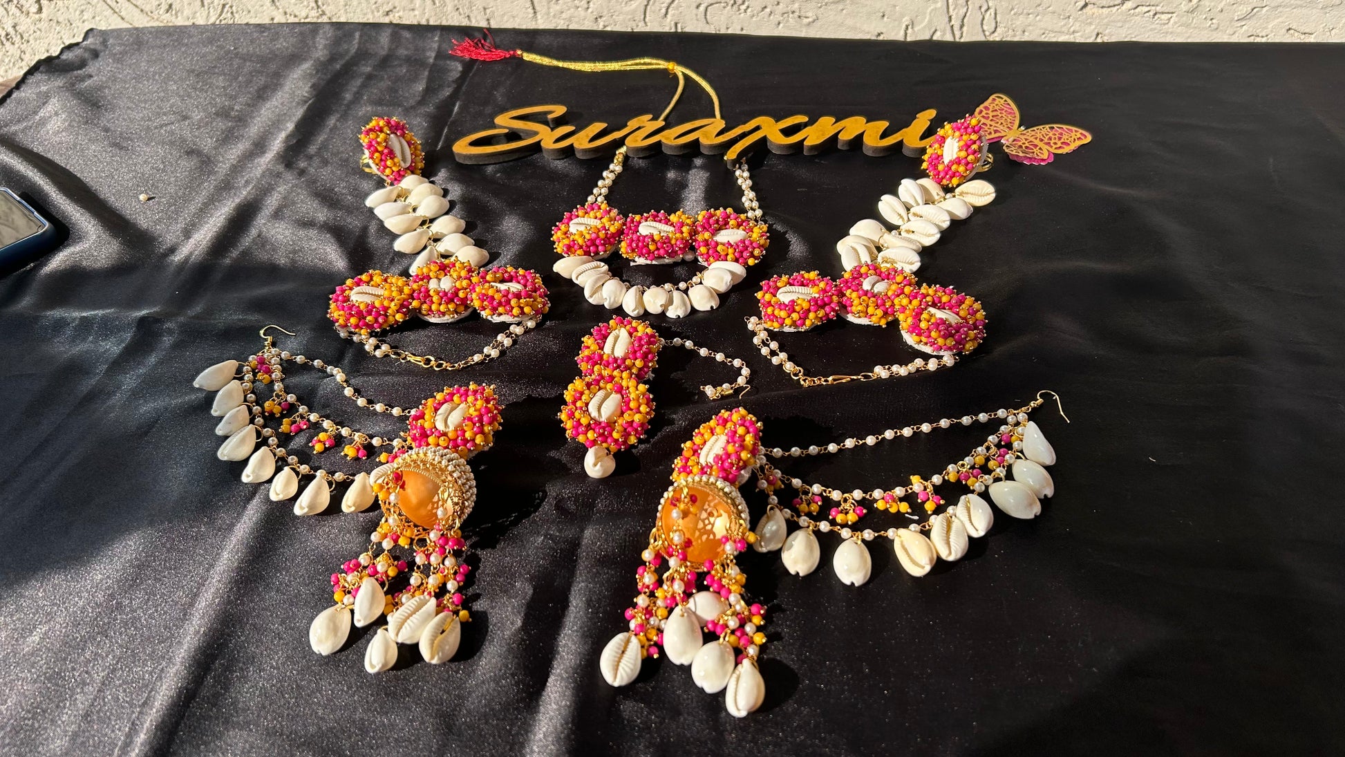 Pink mustard shell jewellery