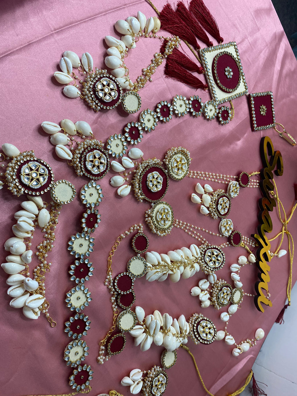Dark red & off white shell Babyshower jewellery