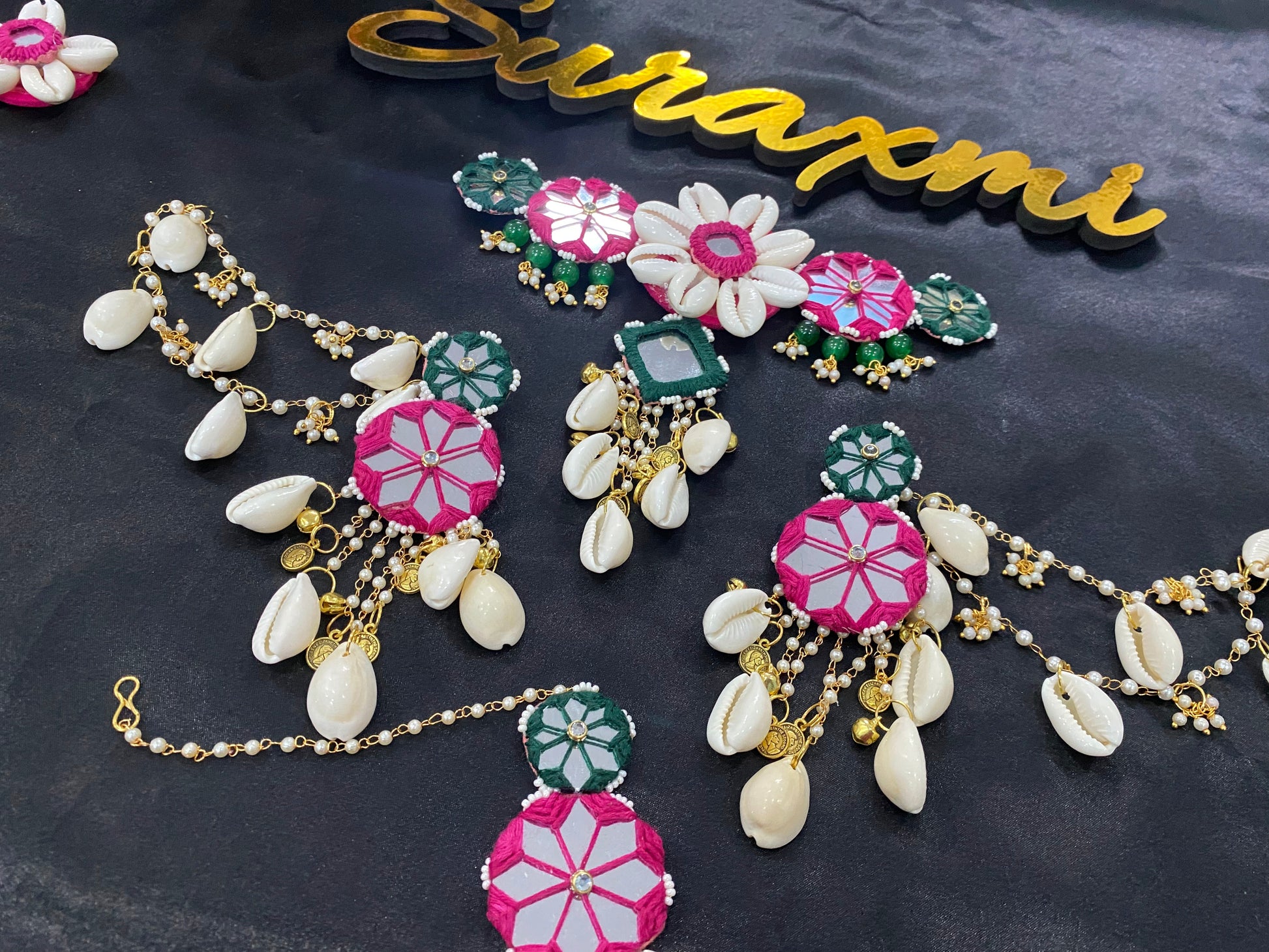 Green pink Mirror Thread jewellery