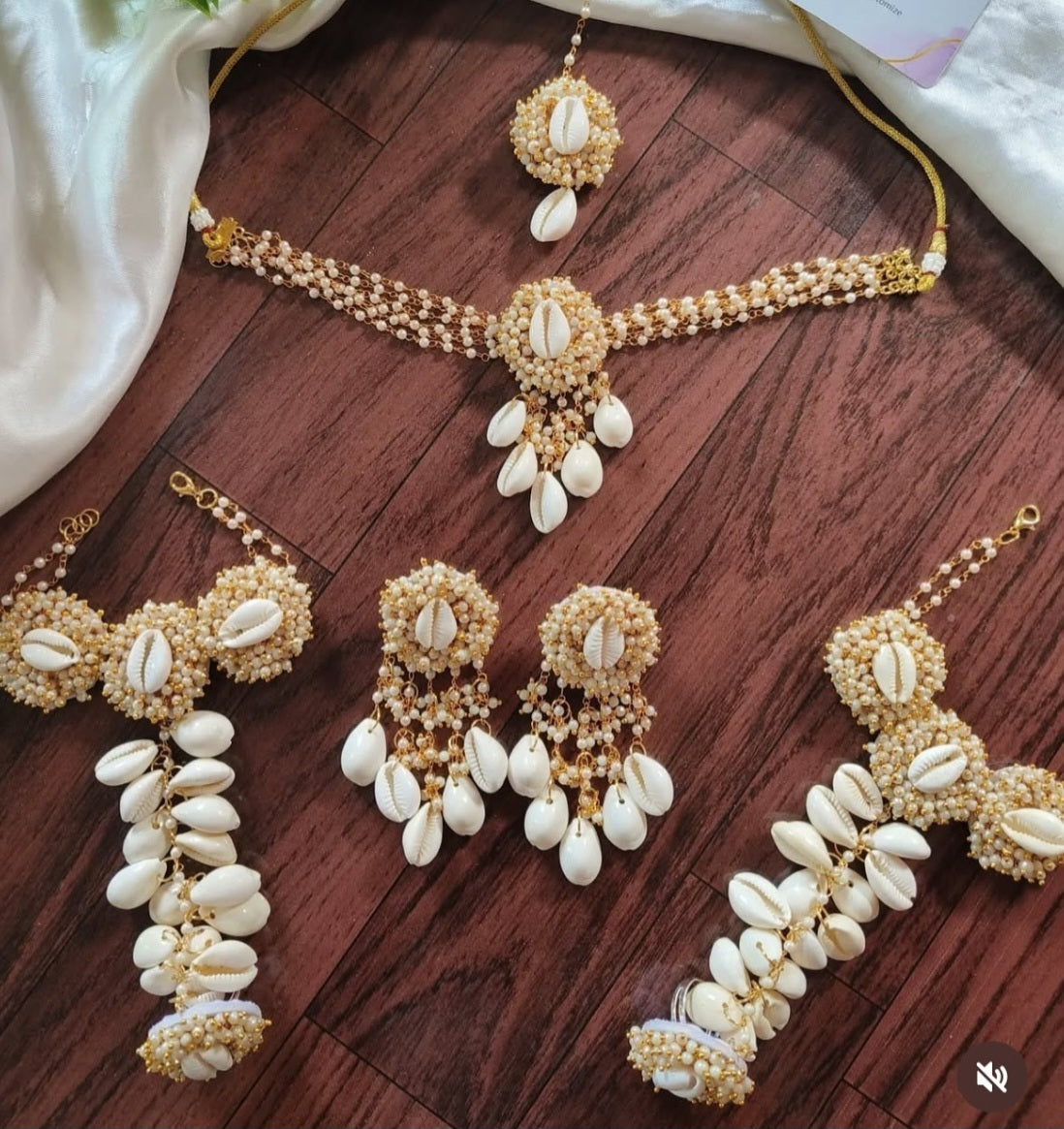 Shell jewellery