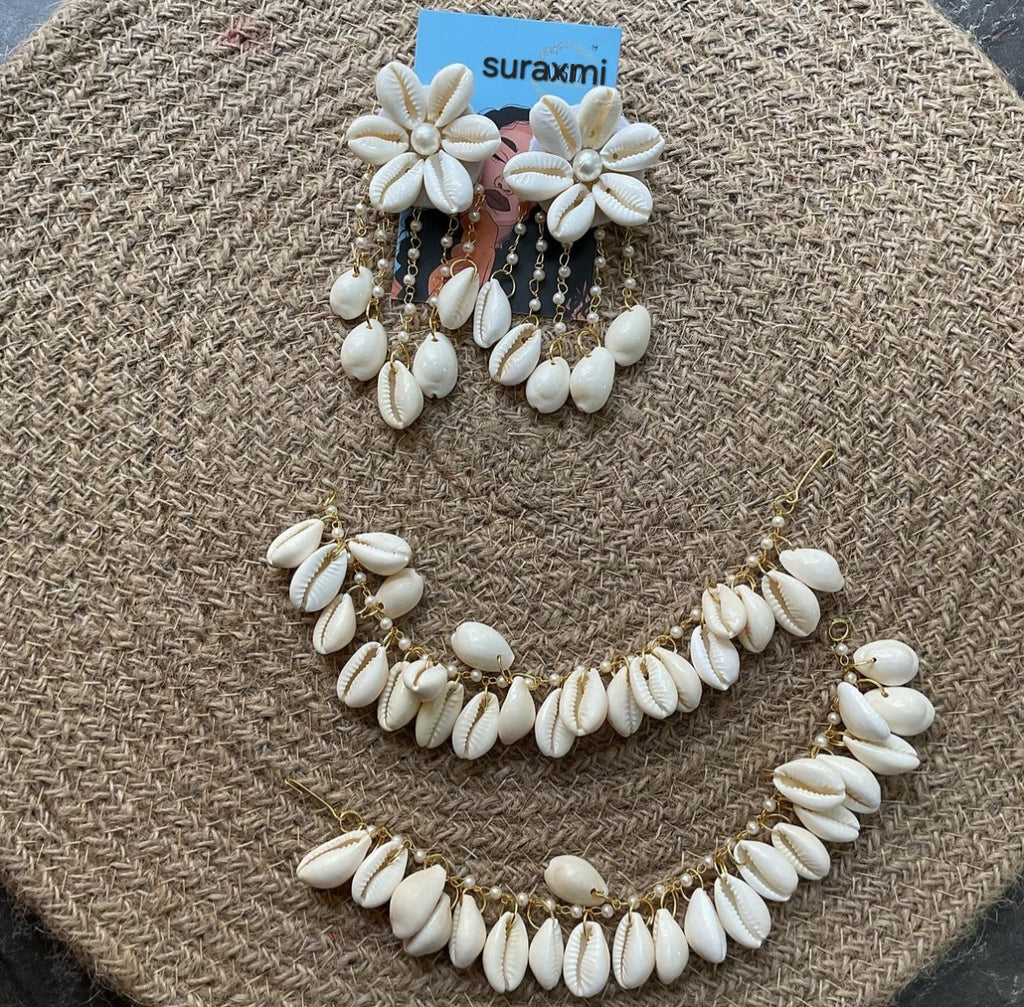 Shell Earrings & Tikka