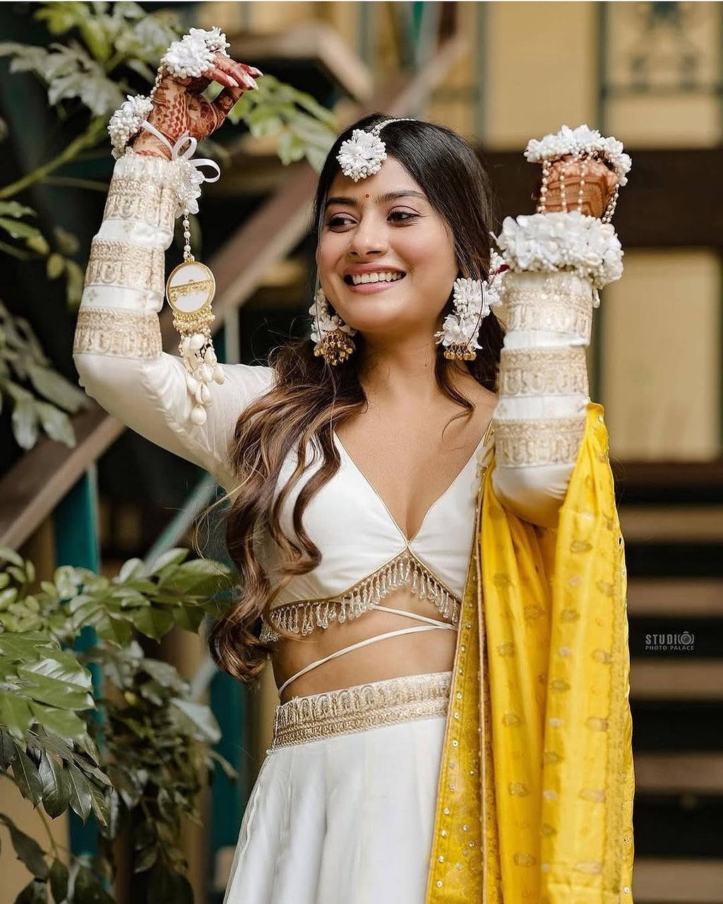 White floral jewellery